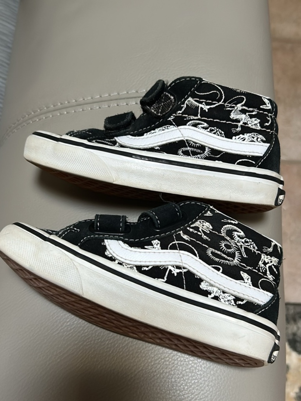 Boys Hightop Canvas Vans